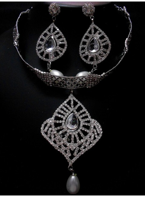 Choker Necklace Set